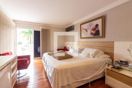 Casa de condomínio à venda com 705m², 5 quartos e 8 vagasSuíte 4