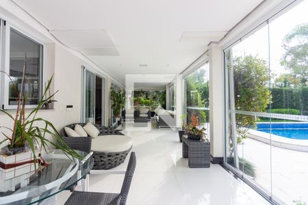 Casa de condomínio à venda com 705m², 5 quartos e 8 vagasÁrea Gourmet