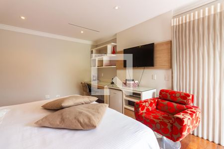 Casa de condomínio à venda com 705m², 5 quartos e 8 vagasSuíte 4