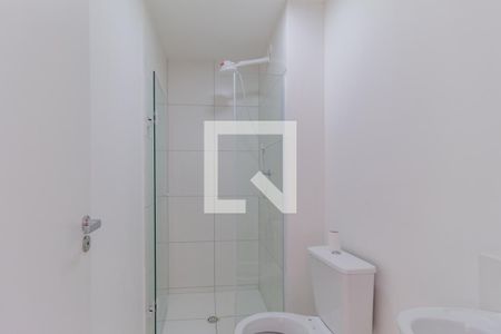 Banheiro de apartamento para alugar com 1 quarto, 39m² em Bonfim, Osasco