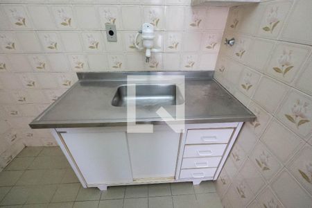 Apartamento à venda com 65m², 2 quartos e 1 vaga Apartamento à venda com 65m², 2 quartos e 1 vagaCozinha e Área de Serviço
