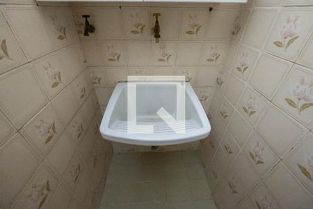 Apartamento à venda com 65m², 2 quartos e 1 vaga Apartamento à venda com 65m², 2 quartos e 1 vagaCozinha e Área de Serviço