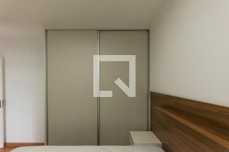 Suíte 1 de apartamento à venda com 2 quartos, 57m² em Vila Satúrnia, Campinas