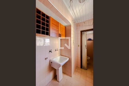 Apartamento para alugar com 63m², 2 quartos e 1 vagaÁrea de Serviço