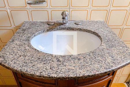 Apartamento para alugar com 63m², 2 quartos e 1 vagaBanheiro