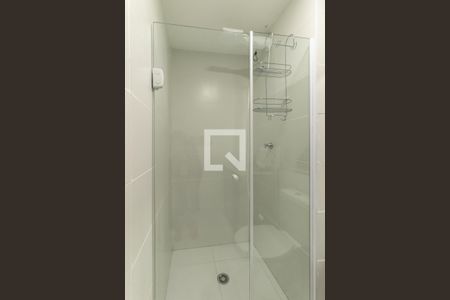 Banheiro de kitnet/studio à venda com 1 quarto, 24m² em Vila Olímpia, São Paulo