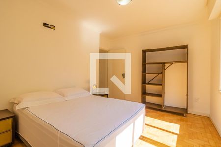Quarto 1 de apartamento para alugar com 2 quartos, 67m² em Menino Deus, Porto Alegre