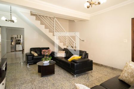Sala de casa para alugar com 3 quartos, 226m² em Jardim do Mar, São Bernardo do Campo