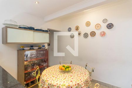 Casa à venda com 200m², 4 quartos e 2 vagasCopa