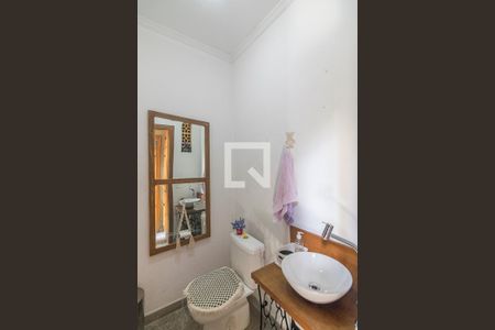 Casa à venda com 200m², 4 quartos e 2 vagasLavabo Churrasqueira