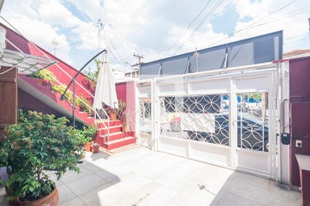 Casa à venda com 200m², 4 quartos e 2 vagasGaragem