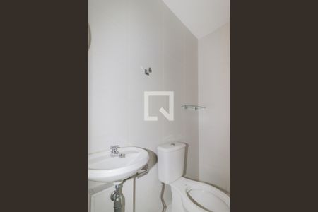 Apartamento para alugar com 191m², 4 quartos e 3 vagasBanheiro de Serviço