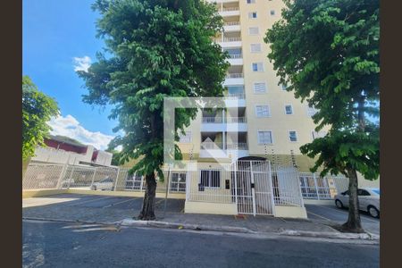 Apartamento para alugar com 64m², 2 quartos e 1 vagaFachada