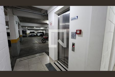 Apartamento para alugar com 49m², 1 quarto e 1 vaga Apartamento para alugar com 49m², 1 quarto e 1 vagaGaragem