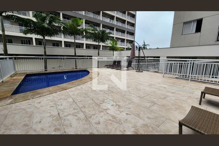 Área comum - Piscina de apartamento para alugar com 1 quarto, 49m² em Vila Mathias, Santos