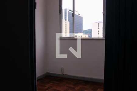 Quarto 1 de apartamento para alugar com 2 quartos, 34m² em Botafogo, Rio de Janeiro