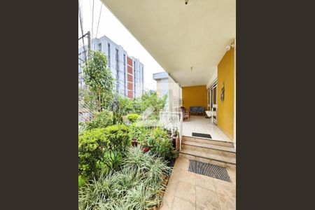 Casa à venda com 384m², 4 quartos e 4 vagasJardim - varanda sala 1 andar
