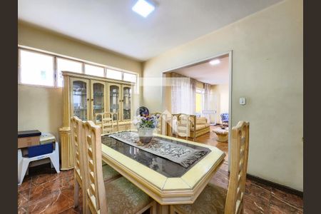 Casa à venda com 384m², 4 quartos e 4 vagasSala 2