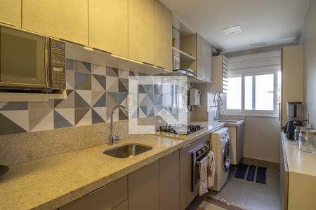 Cozinha de apartamento à venda com 3 quartos, 77m² em Navegantes, Porto Alegre
