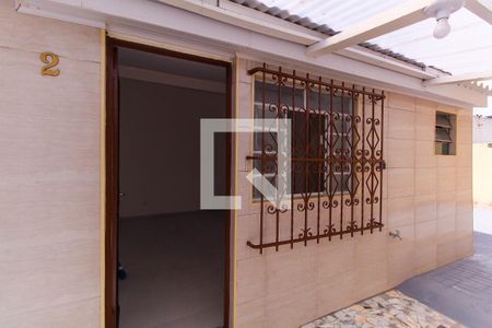Casa para alugar com 32m², 1 quarto e sem vaga Casa para alugar com 32m², 1 quarto e sem vagaÁrea externa