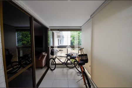 Sala de apartamento à venda com 4 quartos, 190m² em Tijuca, Rio de Janeiro