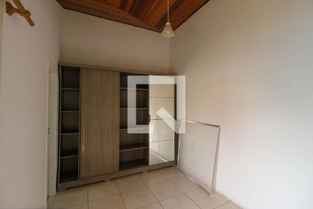 Quarto Suíte de casa de condomínio para alugar com 2 quartos, 100m² em Vila Ema, São Paulo