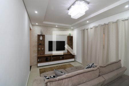 Sala de casa à venda com 4 quartos, 300m² em Vila Antonieta, São Paulo