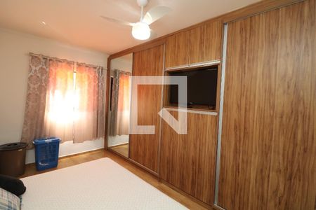 Casa à venda com 300m², 4 quartos e 3 vagasQuarto