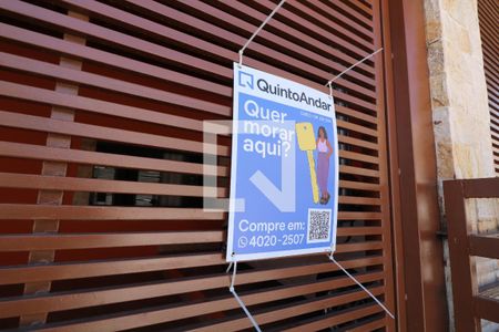 Casa à venda com 300m², 4 quartos e 3 vagasFachada