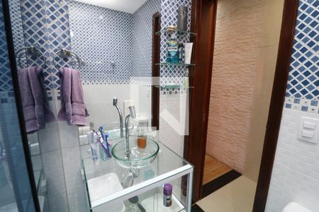 Casa à venda com 300m², 4 quartos e 3 vagasBanheiro 2