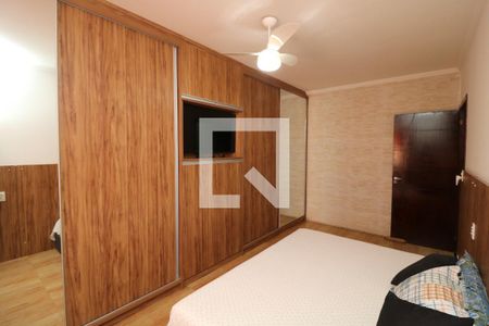 Casa à venda com 300m², 4 quartos e 3 vagasQuarto