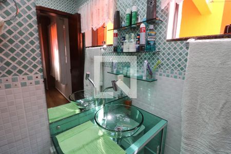 Banheiro da Suíte de casa à venda com 4 quartos, 300m² em Vila Antonieta, São Paulo