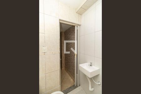 Casa para alugar com 132m², 2 quartos e sem vaga Casa para alugar com 132m², 2 quartos e sem vagaDetalhe do Banheiro da Suíte