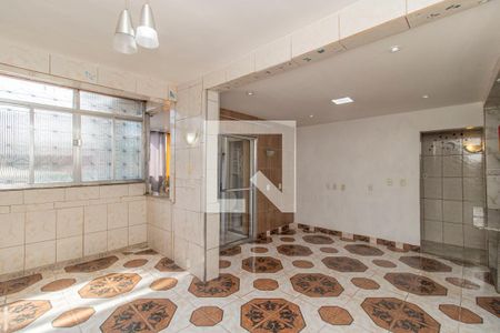 Sala de casa para alugar com 2 quartos, 132m² em Bonsucesso, Rio de Janeiro