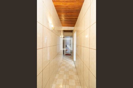 Casa para alugar com 132m², 2 quartos e sem vaga Casa para alugar com 132m², 2 quartos e sem vagaCorredor