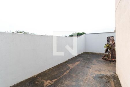 Casa à venda com 387m², 4 quartos e 2 vagasQuintal