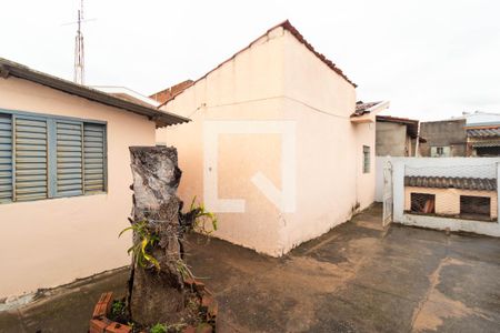 Casa à venda com 387m², 4 quartos e 2 vagasQuintal