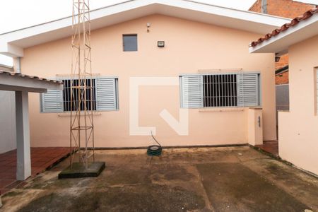 Casa à venda com 387m², 4 quartos e 2 vagasQuintal