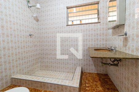 Casa à venda com 387m², 4 quartos e 2 vagasBanheiro