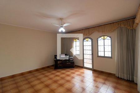 Salas de casa para alugar com 4 quartos, 387m² em Jardim Novo Campos Elíseos, Campinas
