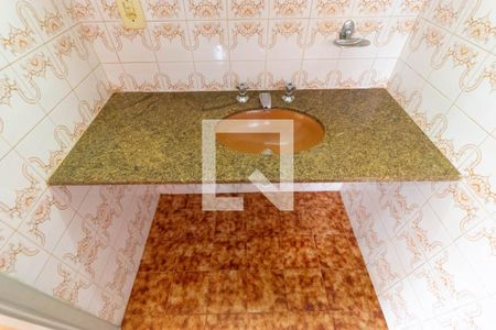 Casa à venda com 387m², 4 quartos e 2 vagasBanheiro da Suíte