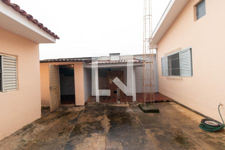 Casa à venda com 387m², 4 quartos e 2 vagasQuintal