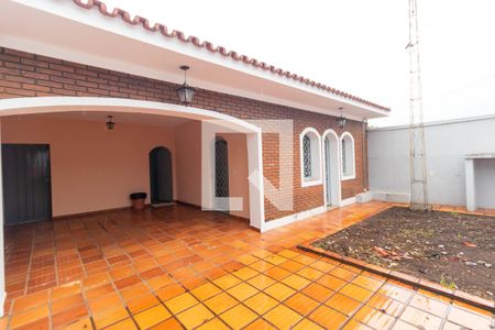 Casa à venda com 387m², 4 quartos e 2 vagasQuintal