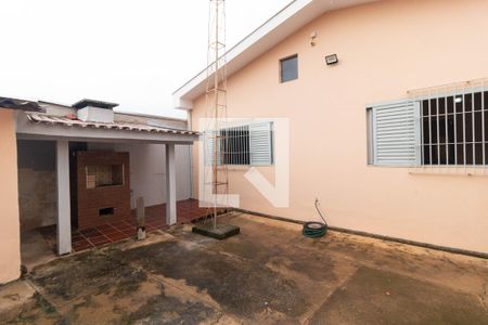 Casa à venda com 387m², 4 quartos e 2 vagasQuintal