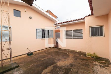 Casa à venda com 387m², 4 quartos e 2 vagasQuintal
