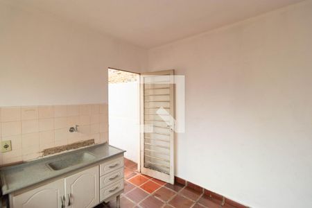 Casa à venda com 387m², 4 quartos e 2 vagasCozinha da Casa 02