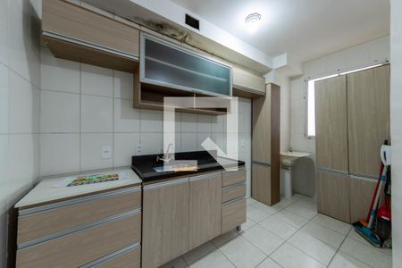 Cozinha de apartamento à venda com 2 quartos, 49m² em Vila California, São Paulo
