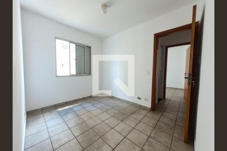 Quarto 2 de apartamento para alugar com 2 quartos, 50m² em Vila Jaraguá, São Paulo