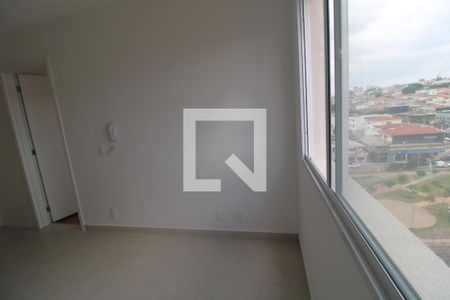 Sala de apartamento à venda com 1 quarto, 27m² em Jardim Itacolomi, São Paulo
