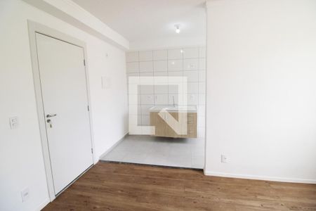 Sala/Cozinha de apartamento para alugar com 2 quartos, 40m² em Vila Plana, São Paulo